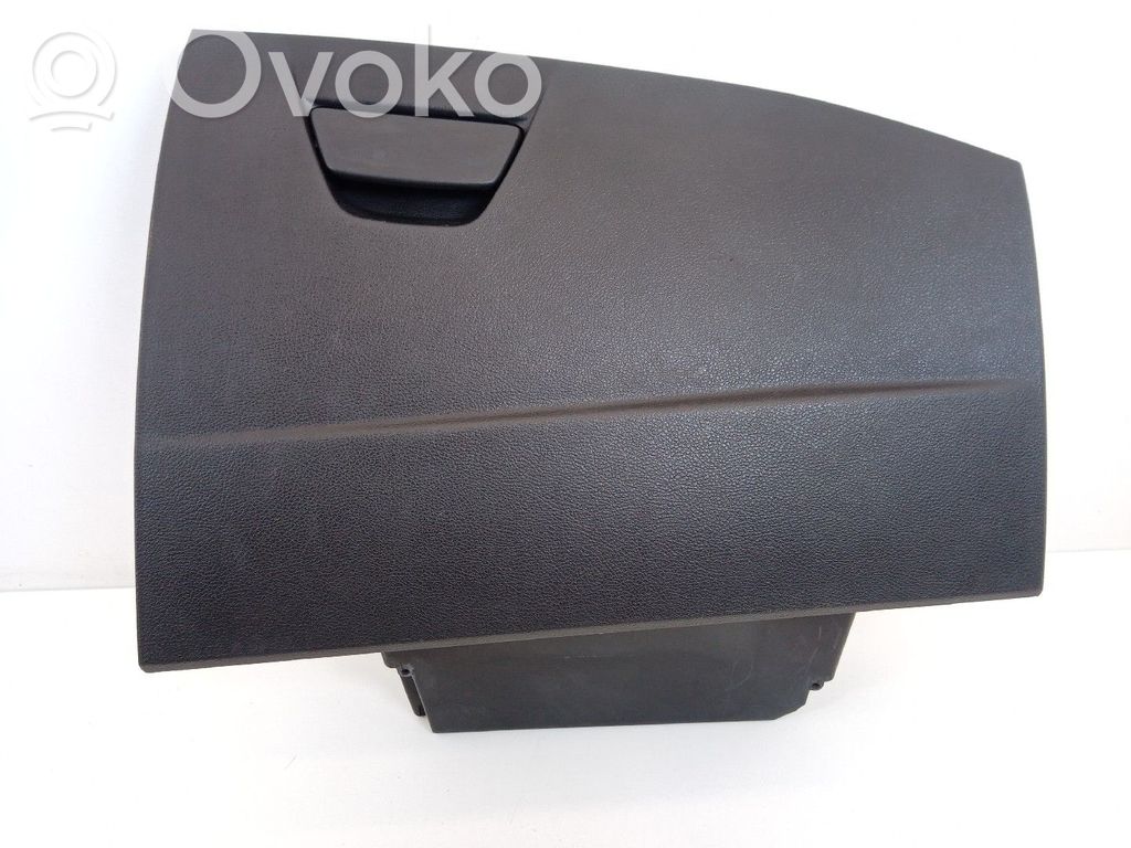 Ford Focus Daiktadėžė 