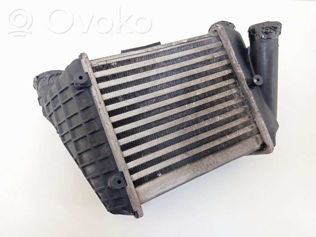 Radiador intercooler   8E0145806C