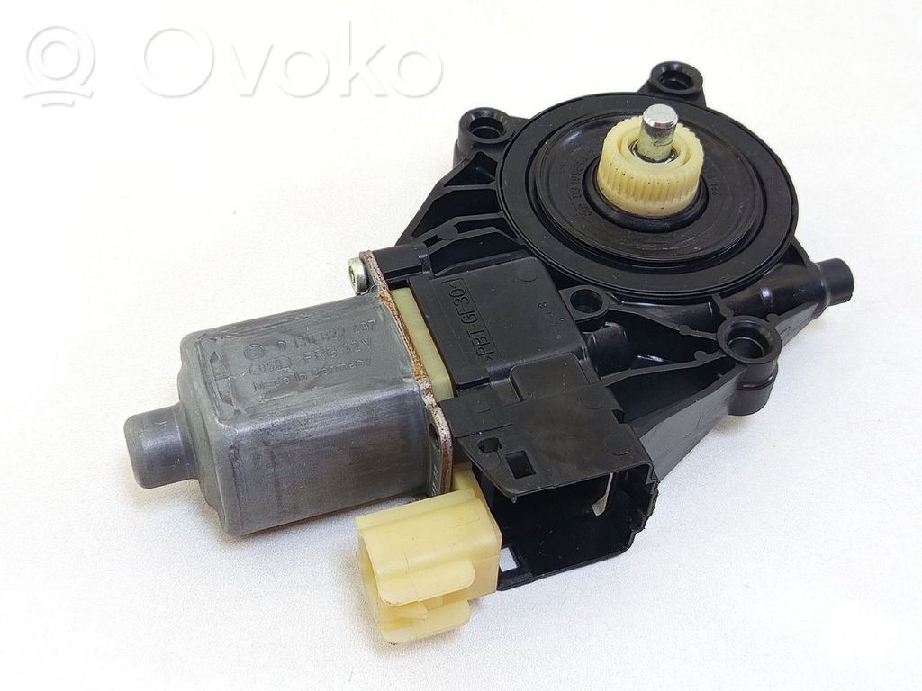 Ford Fiesta Motor macara geam ușă față 