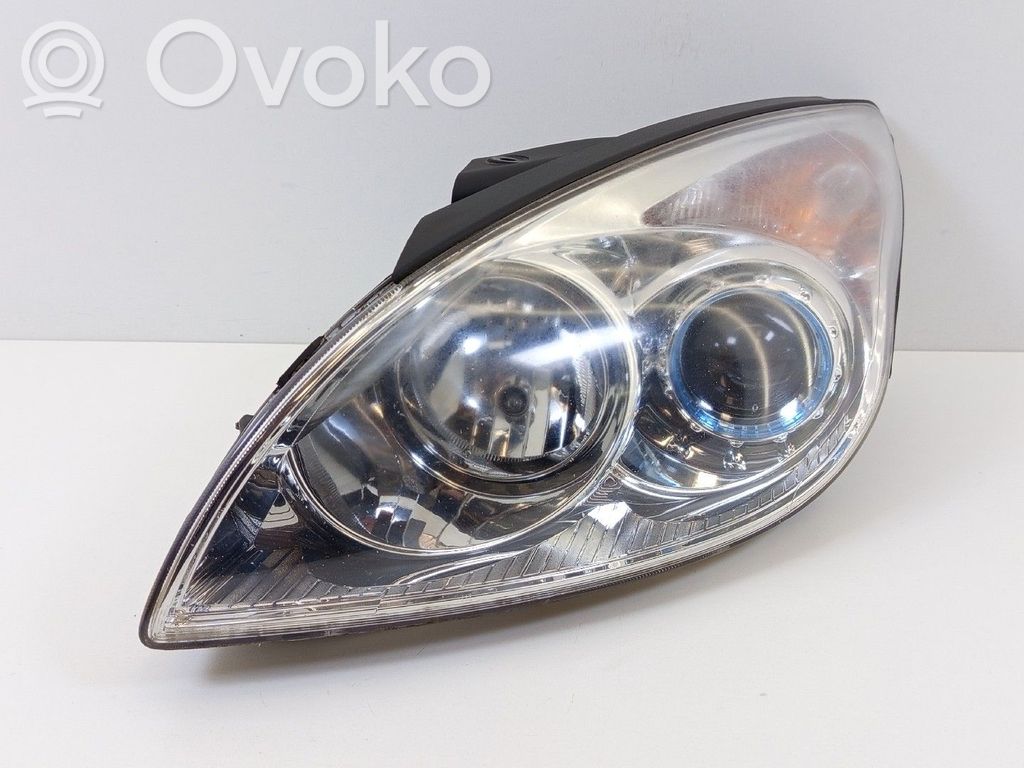Phare frontale   921012L120