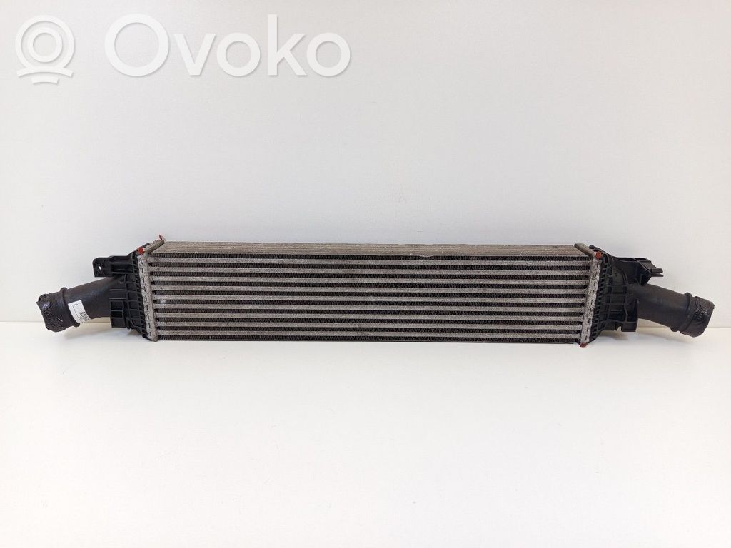 Interkūlerio radiatorius   8K0145805G,BEHR,L3122004