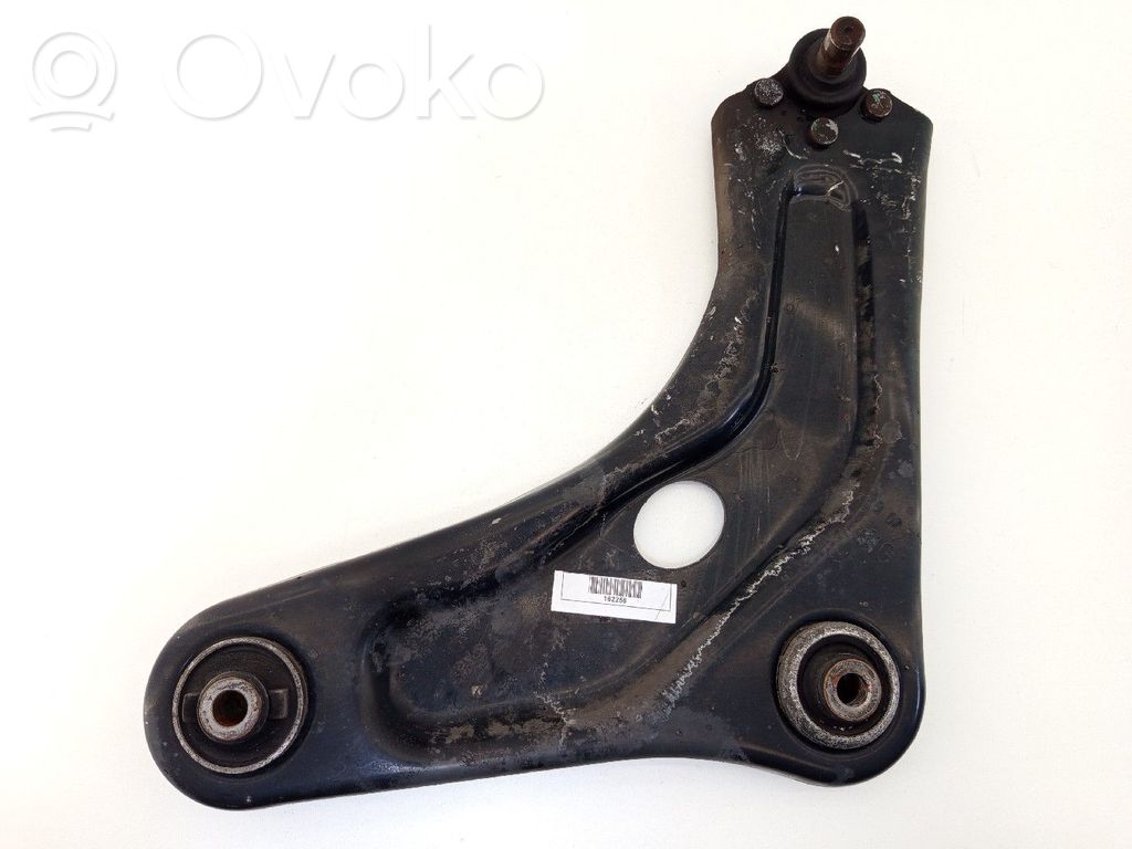 Front control arm   3520R7