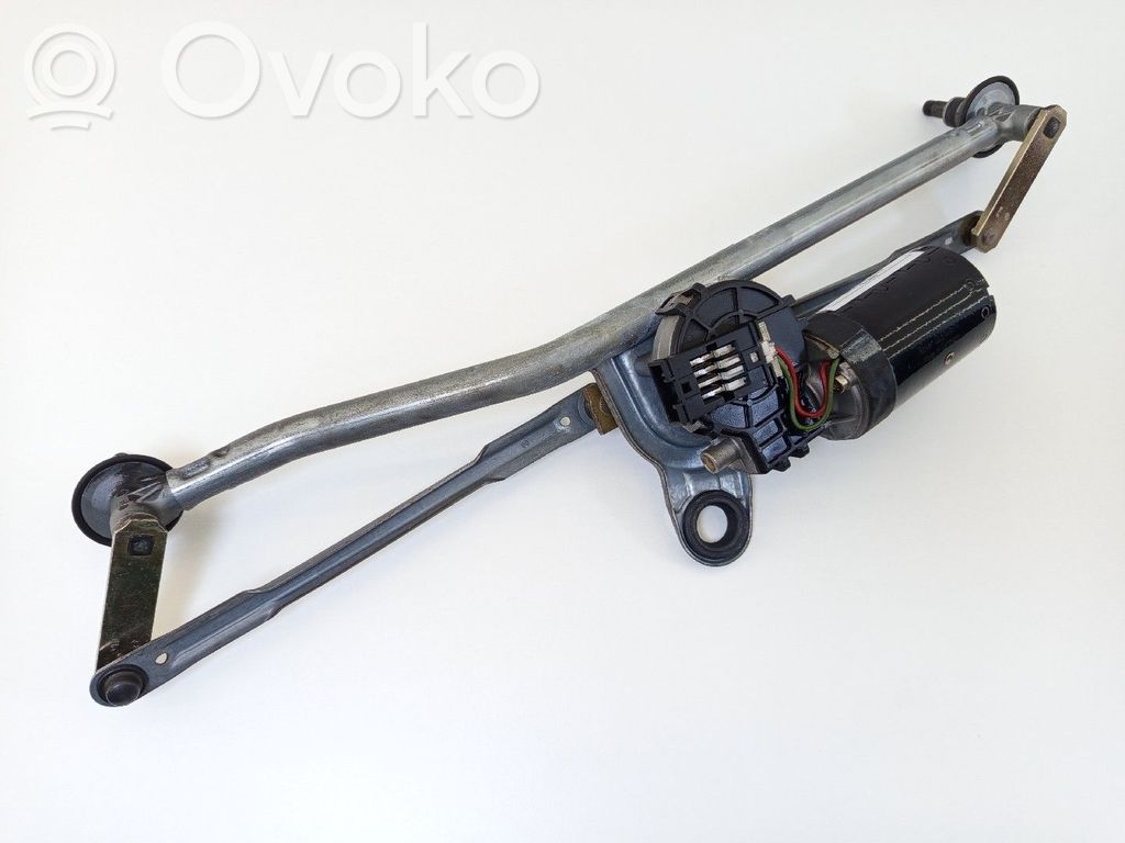 Wiper motor   67638362155,0390241355,DLB101570