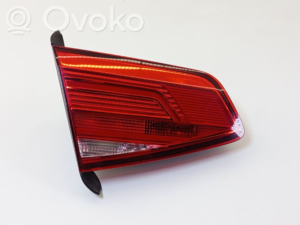 Lampy tylnej klapy bagażnika   3G5945093B,LEDHELLA