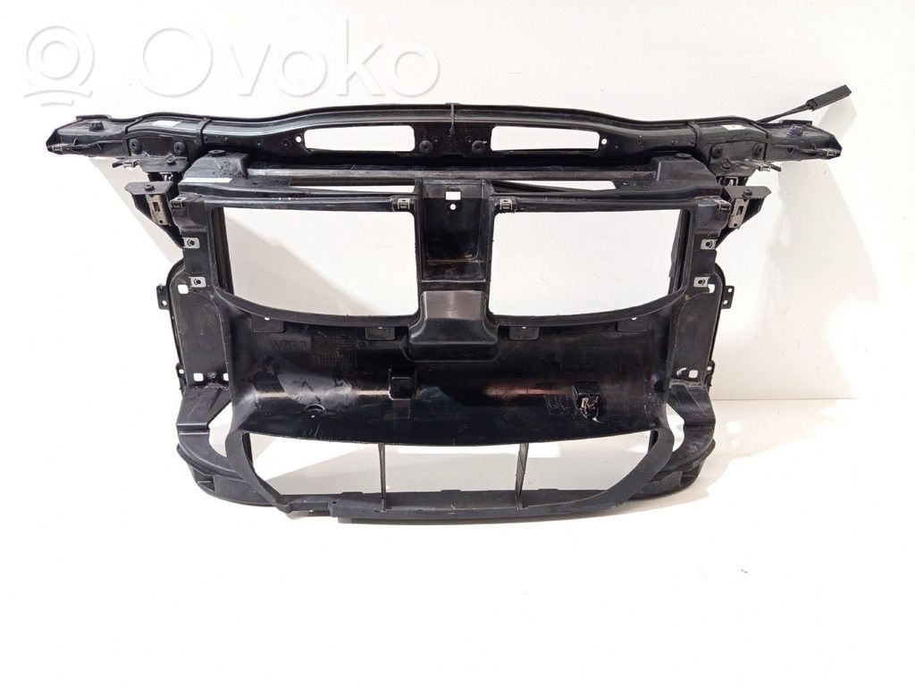 BMW 3 E92 E93 Radiatorių panelė 