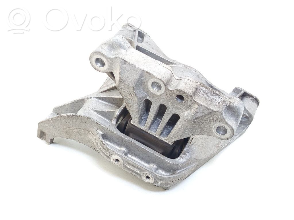 Engine mount bracket   4A103720,4A100160,4A111210
