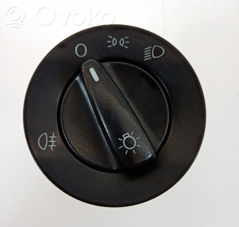 Light switch   1C0941531