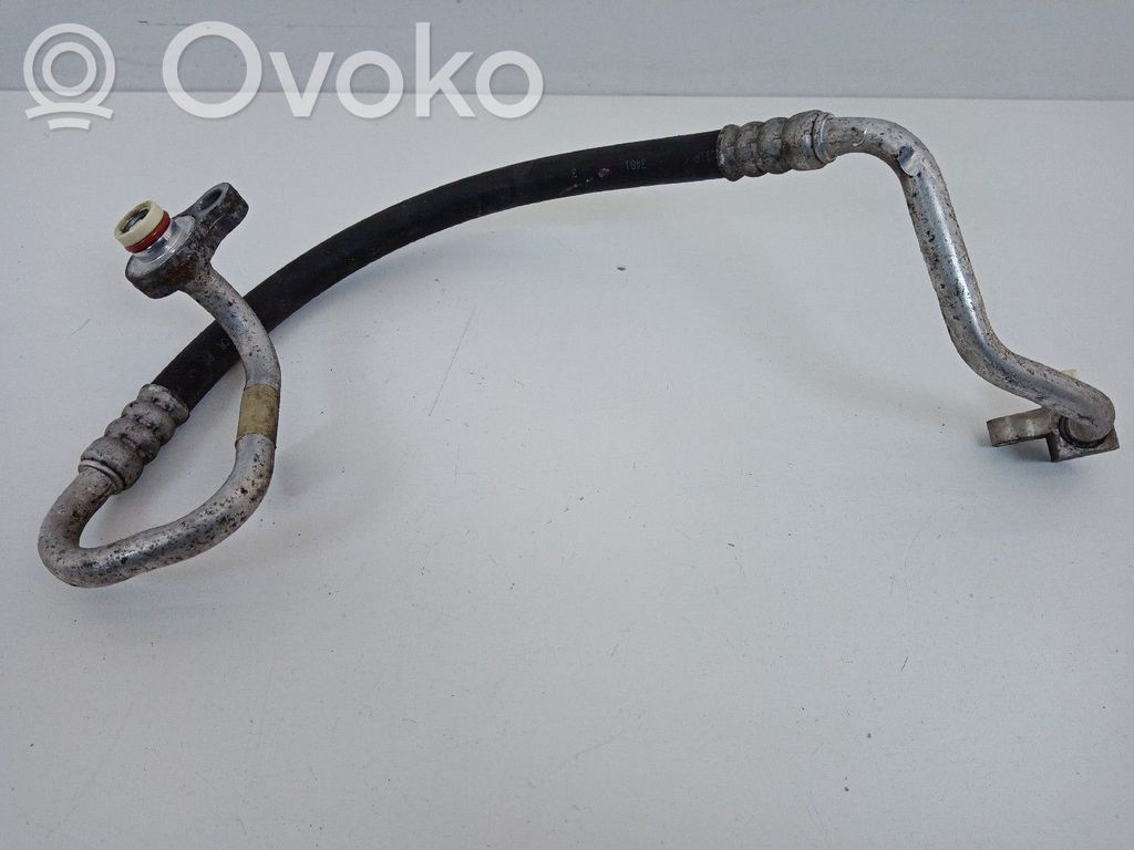 Ford Focus Ilmastointilaitteen putki (A/C) 