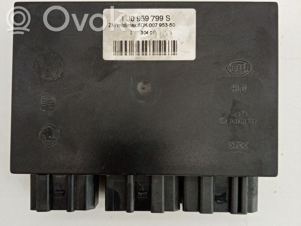 Muut ohjainlaitteet/moduulit   1J0959799S,5DK00795350,HELLA