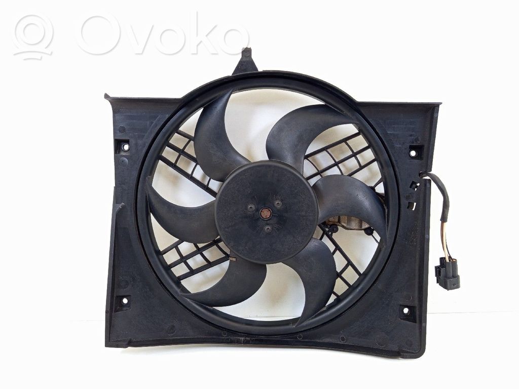 Elektrinis radiatorių ventiliatorius   17427790896,0130303933,1137328080,69226701,BOSCH
