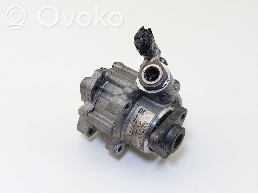 Audi A6 S6 C5 4B Power steering pump 