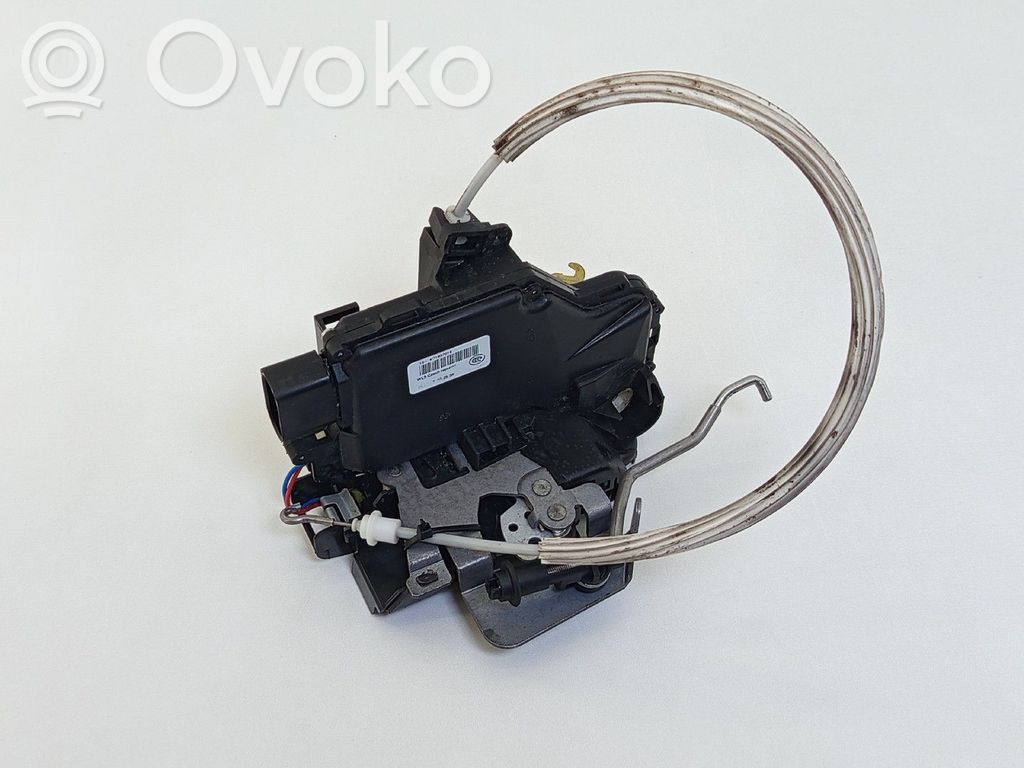 Audi A6 S6 C5 4B Etuoven lukko 