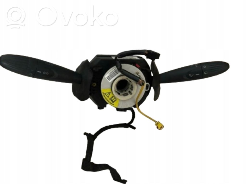 Ford Ka Commodo, commande essuie-glace/phare 