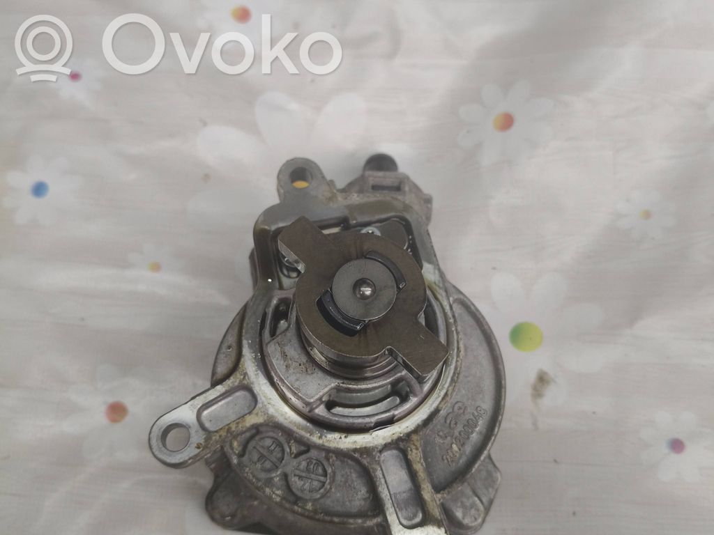 Audi RS3 Pompă vacuum 