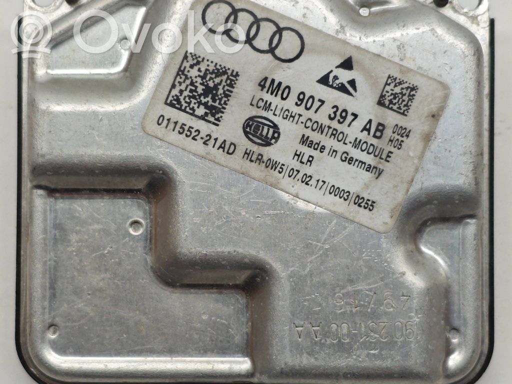 Audi Q7 4M Headlight ballast module Xenon 
