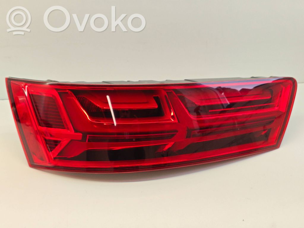 Audi Q7 4M Takaluukun takavalot 