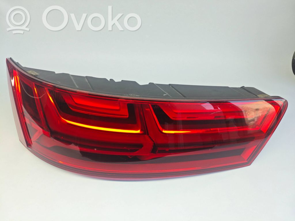 Audi Q7 4M Takaluukun takavalot 
