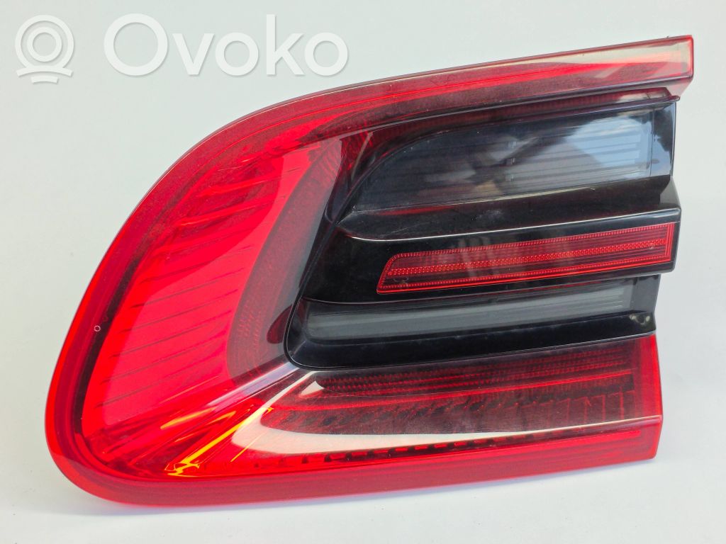 Porsche Macan (95B) Takaluukun takavalot 