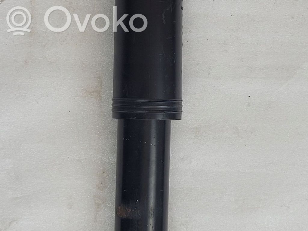 Volvo V60 Amortyzator tylny 