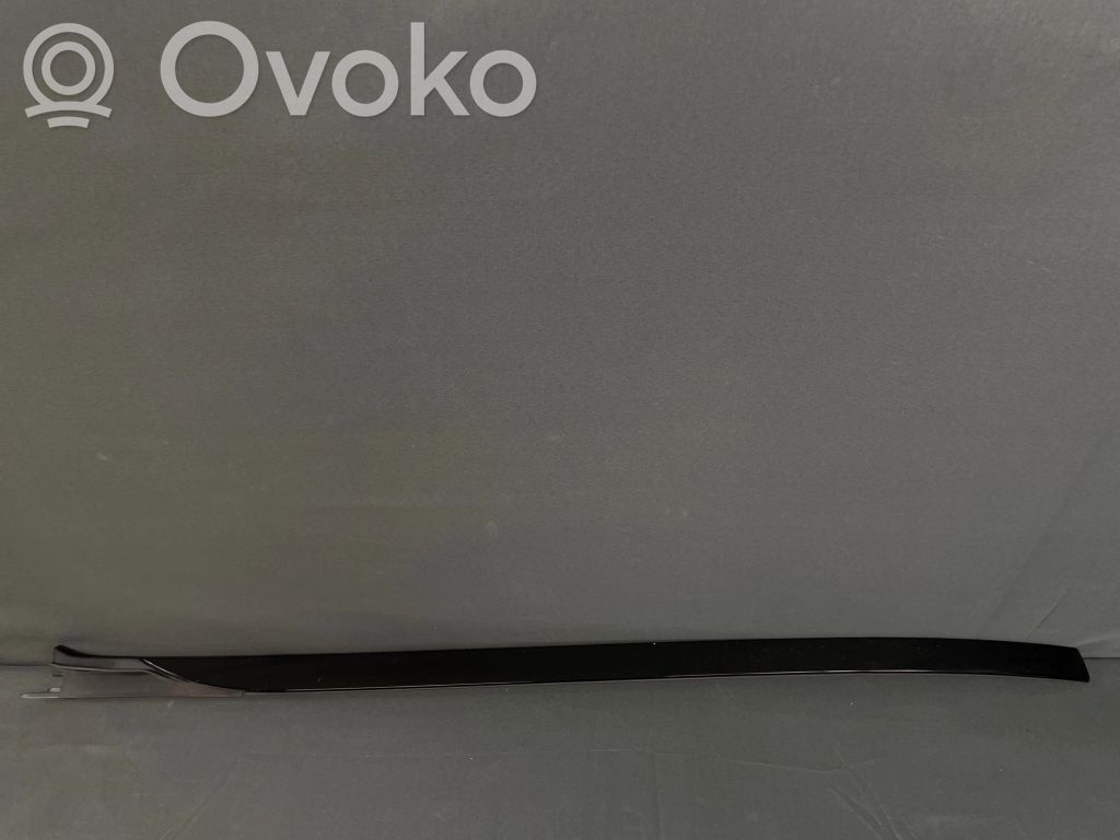 BMW X5 G05 Windshield trim 