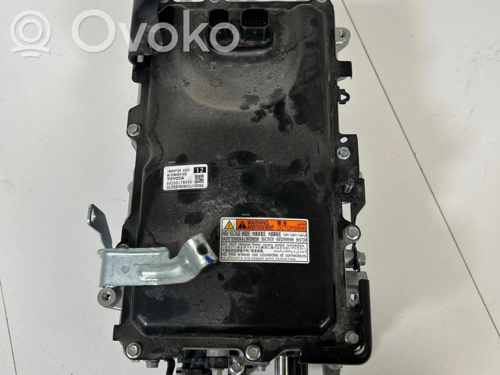Toyota C-HR I Inversor/convertidor de voltaje 
