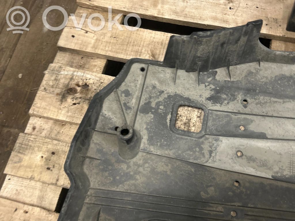 Toyota Corolla E210 E21 Dugno apsauga 