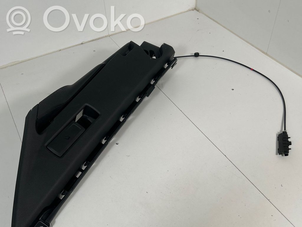 Toyota Corolla E210 E21 Šoninis apdailos skydas 