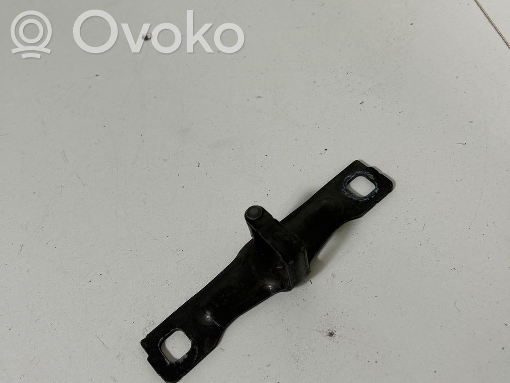 Skoda Kamiq Rygiel zamka drzwi tylnych samochodów dostawczych 