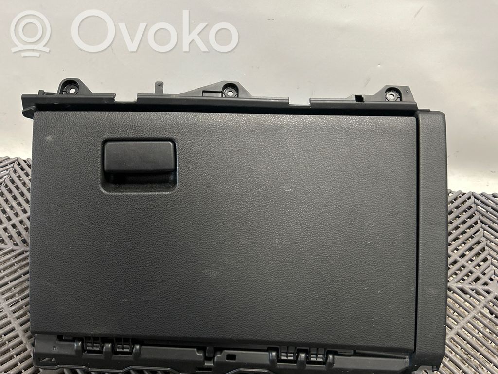 Toyota Corolla E210 E21 Daiktadėžė 