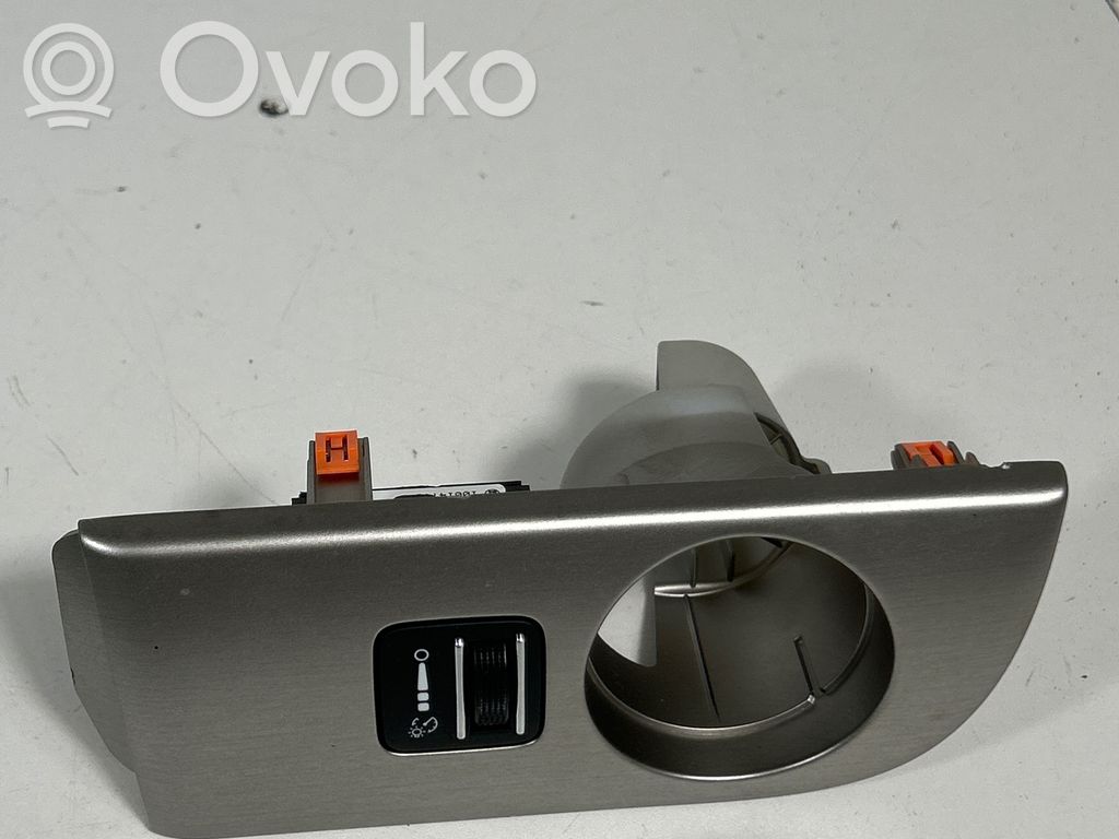 Dodge Durango III Dashboard glove box trim 
