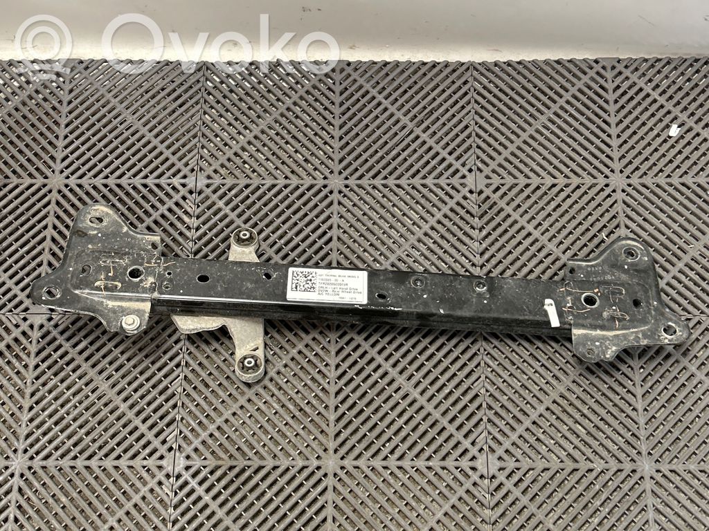 A/C compressor mount bracket   110356500A