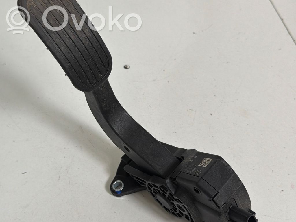 Toyota C-HR I Accelerator throttle pedal 