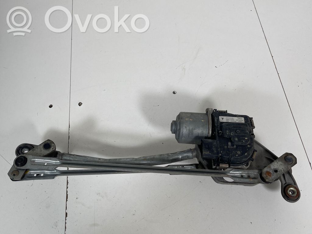 Mechanizm i silniczek wycieraczek szyby przedniej / czołowej   107672599F