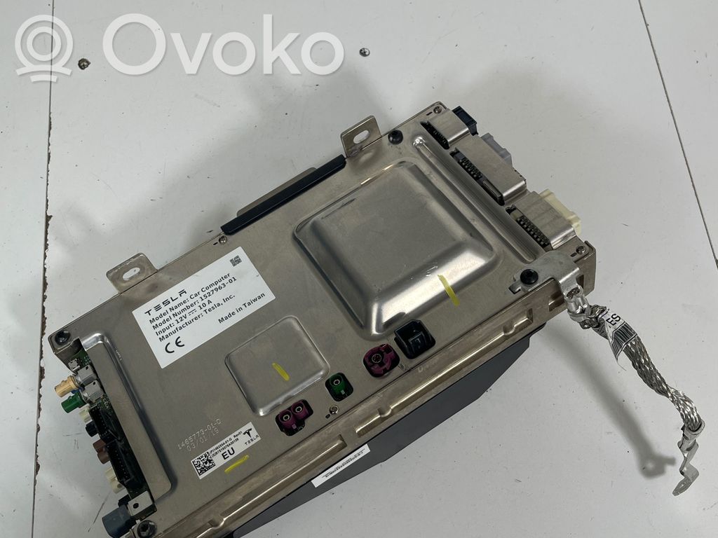 Tesla Model 3 Variklio valdymo blokas 