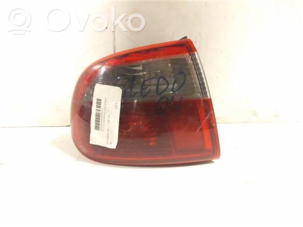 Seat Toledo II (1M) Takavalon polttimo 