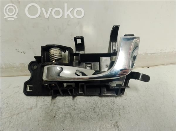 Cadillac STS Front door interior handle 