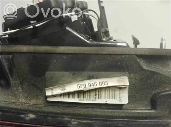 Seat Leon (5F) Takavalon polttimo 