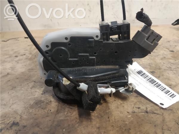 Nissan Juke I F15 Serratura portiera anteriore 