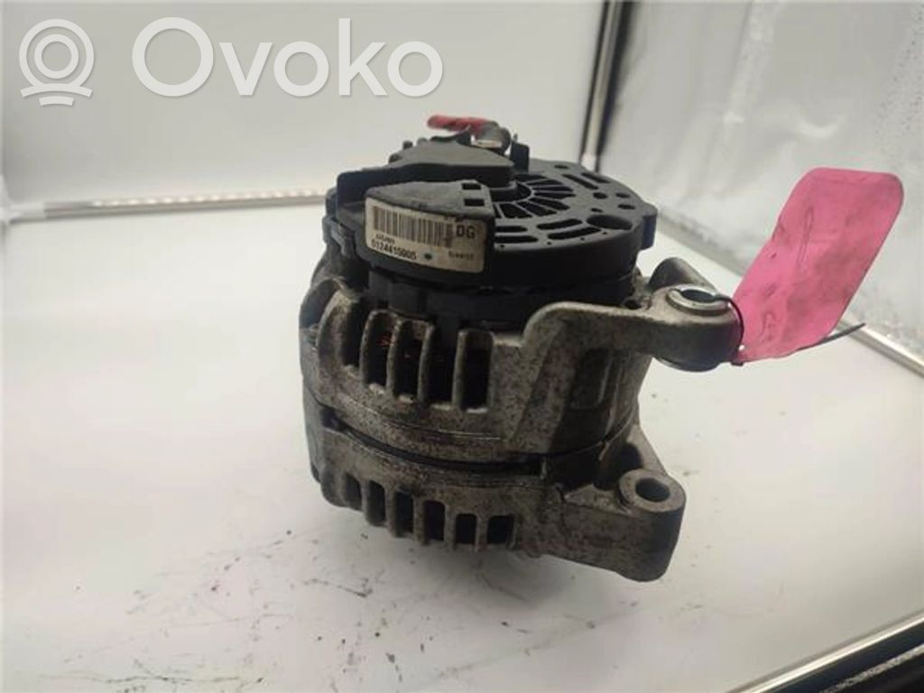 Opel Zafira A Alternador 