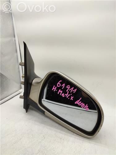 Hyundai Matrix Front door electric wing mirror 