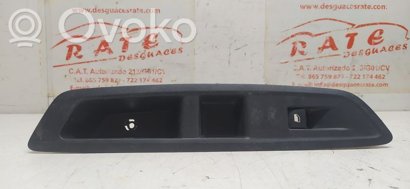 Citroen C4 X Electric window control switch 