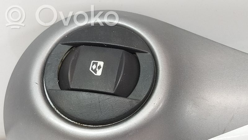 Renault Megane II Electric window control switch 