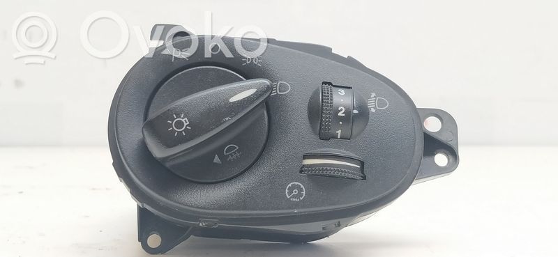 Interrupteur d’éclairage   98AG13A024BH