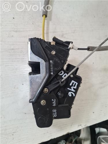 Cerradura de puerta delantera
