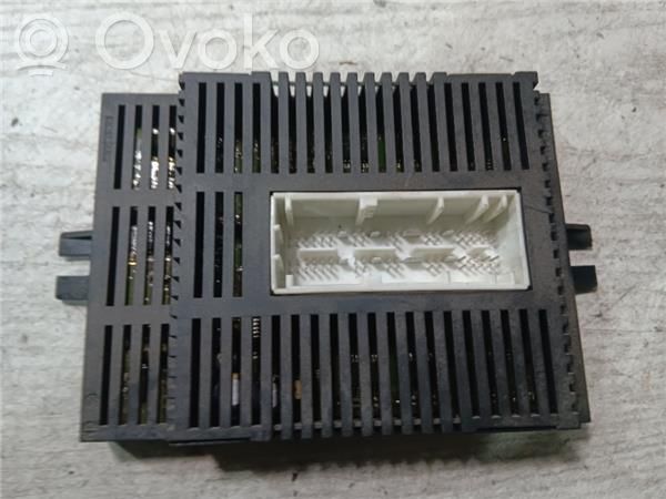 Unidad de control/módulo del motor   6941588