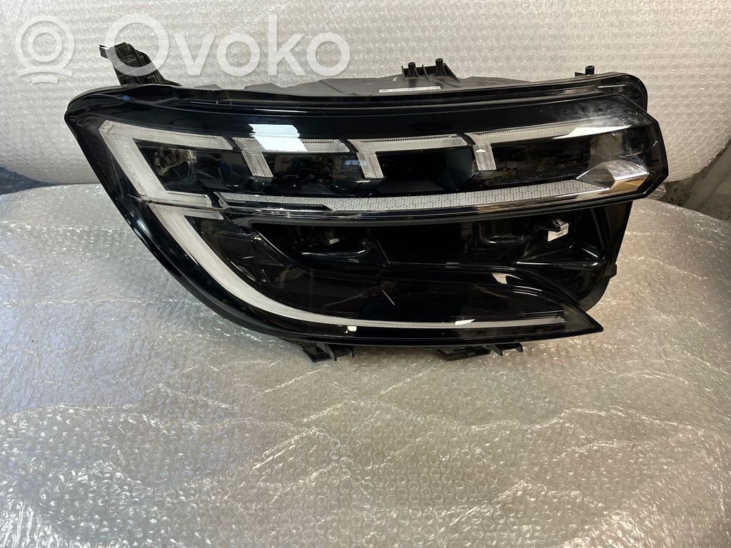 Renault Austral Headlight/headlamp 