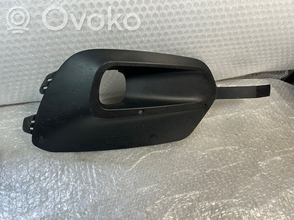 Opel Combo E Front bumper lower grill 