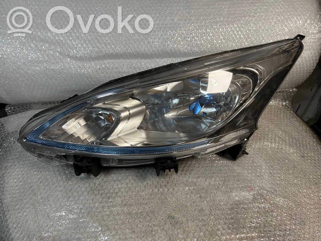 Nissan NV200 Phare frontale 