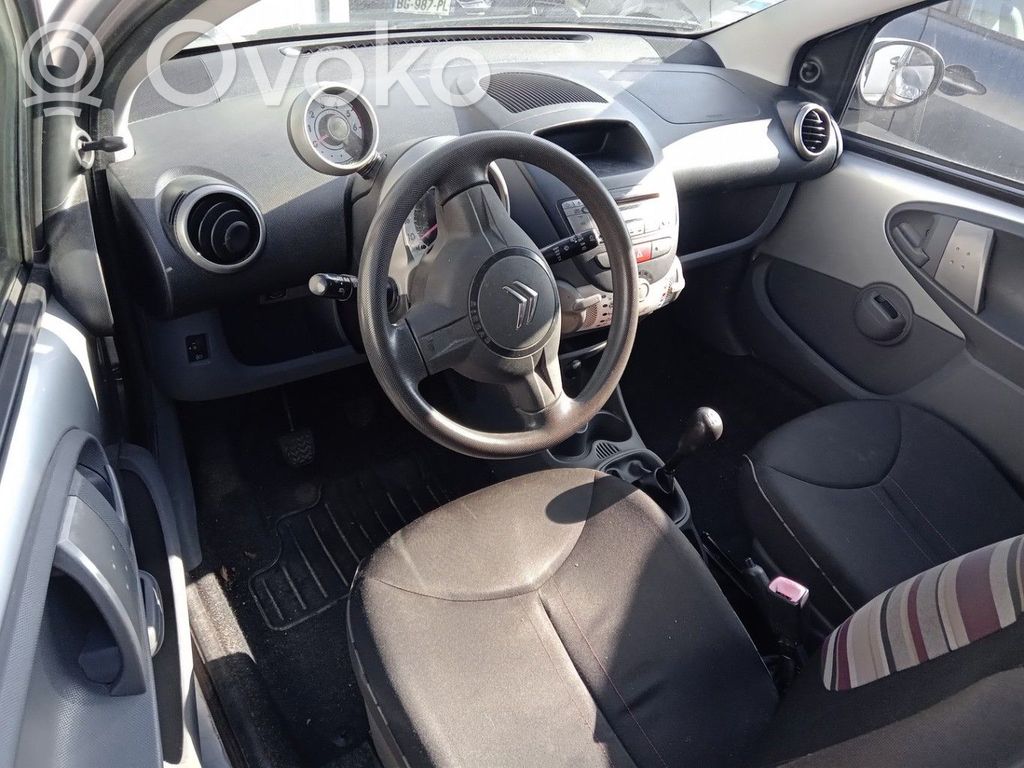 Manecilla interna puerta trasera   00009143K8
