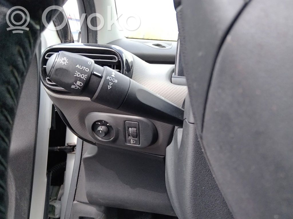 Citroen C4 Cactus Interruptor/palanca de limpiador de luz de giro 
